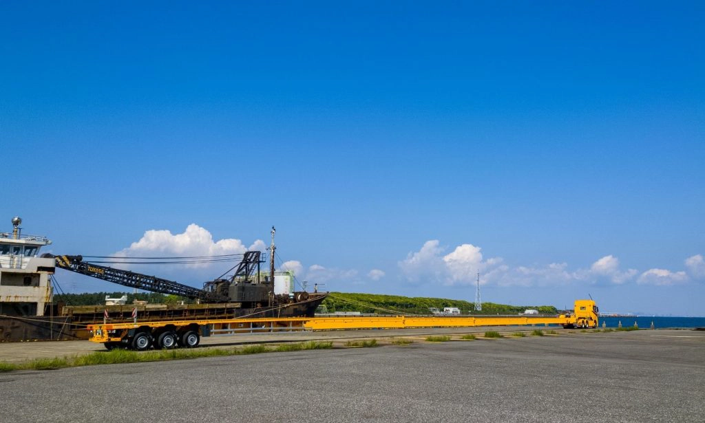 NOOTEBOOM　SUPER WING CARRIER（ノーテブーム　スーパーウイングキャリア）